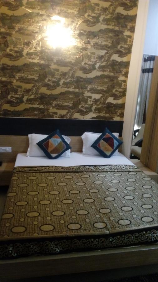 Hotel Desire Hisar Екстер'єр фото