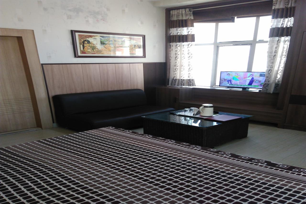 Hotel Desire Hisar Екстер'єр фото